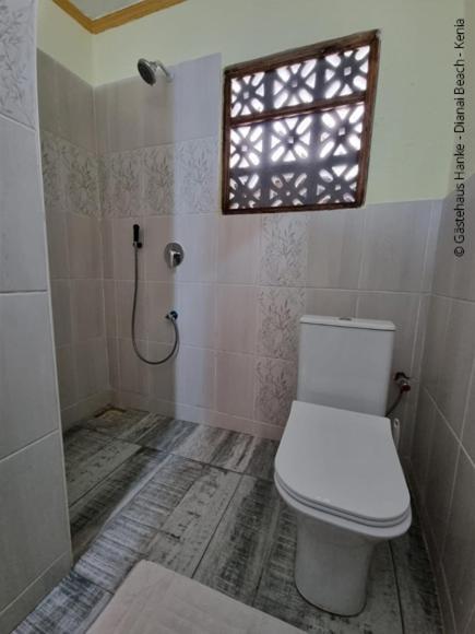 Apartmenthaus Salama Villen In Diani Диани-Бич Экстерьер фото