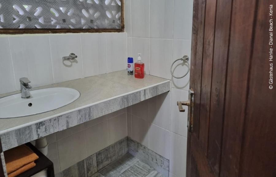 Apartmenthaus Salama Villen In Diani Диани-Бич Экстерьер фото